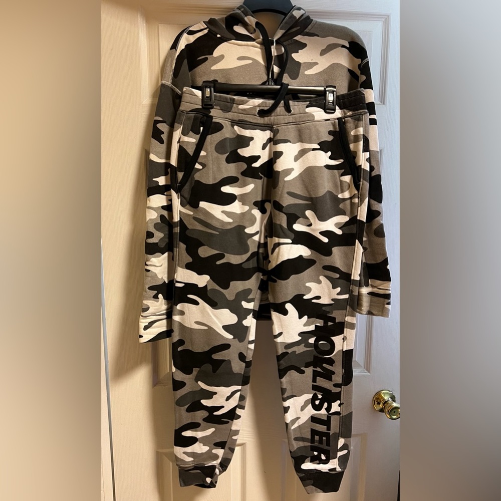 Nice set-Sweatpants Feed good Hoodie FEEL FLEECE JOGGERS and Feed good Hoodie